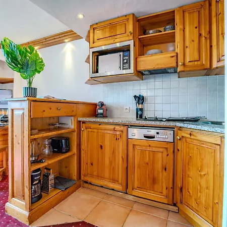 Apartament View 1br And Bunks With Balcony In Centre *